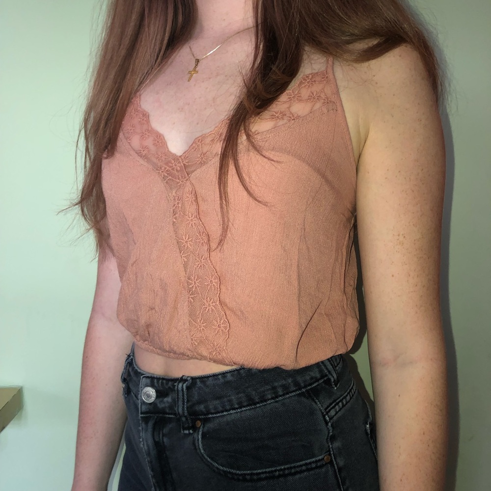 Rose colored Pacsun tank